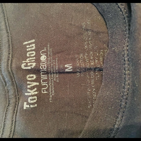 Tokyo Ghoul Graphic T- Shirt - Picture 3 of 3